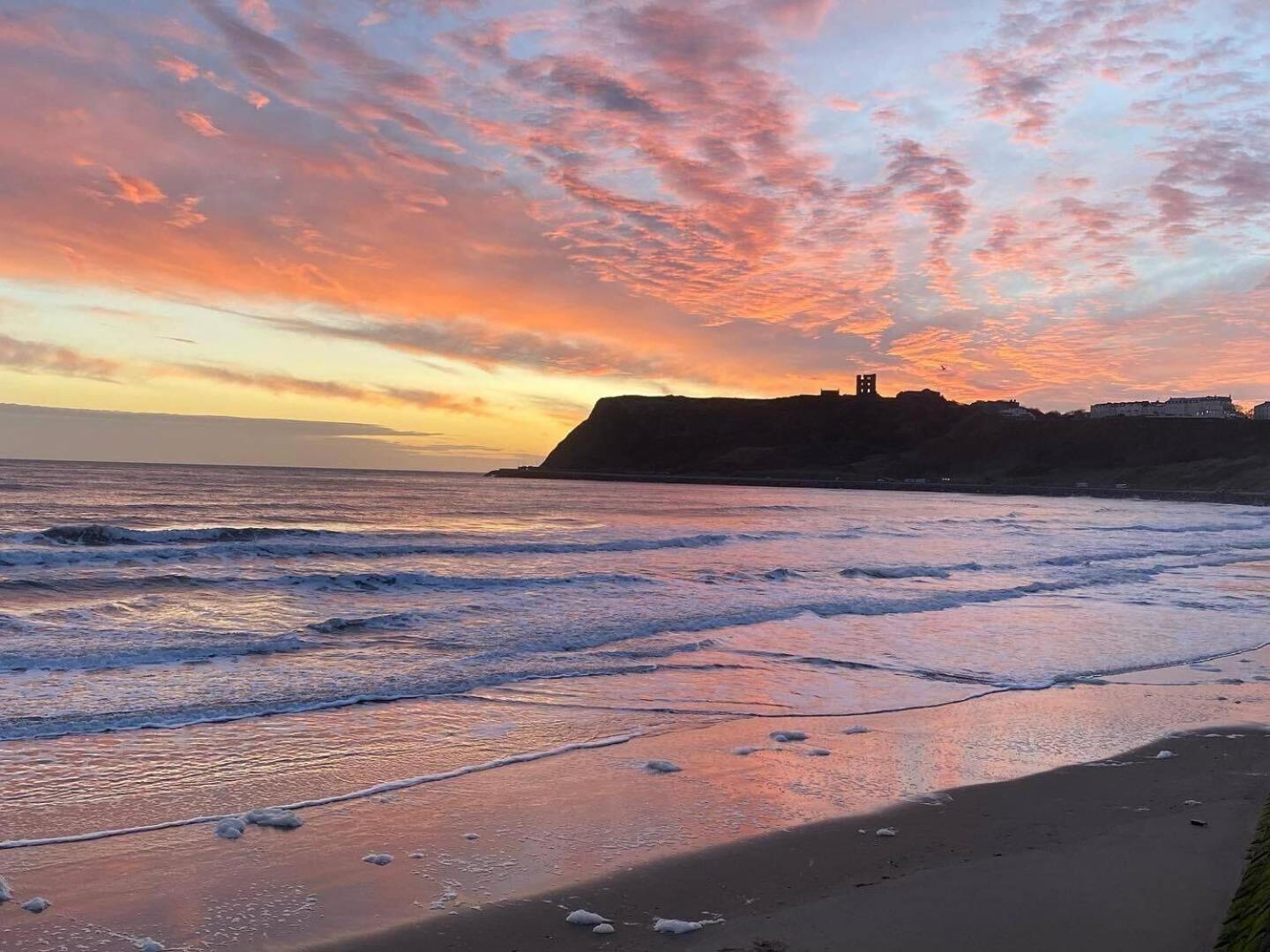 Seascape - Fantastic Location With Sea Views! Scarborough Buitenkant foto