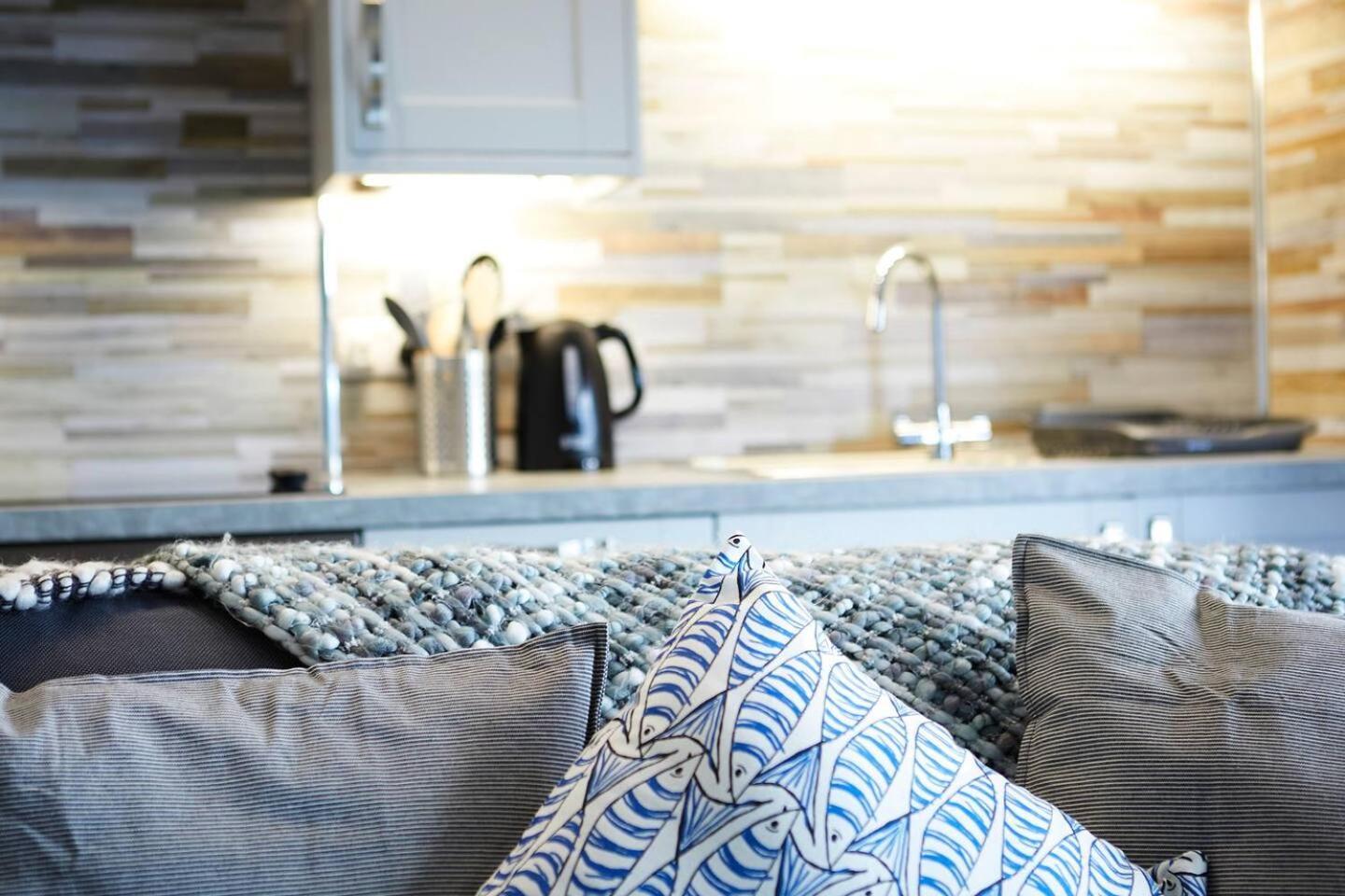 Seascape - Fantastic Location With Sea Views! Appartement Scarborough Buitenkant foto